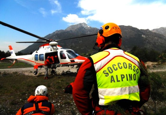 Due squadre del Soccorso Alpino Calabria sono partite alla volta dell&#039;Abruzzo