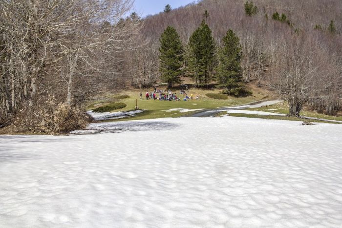 &quot;Pasquetta Sociale sulla neve&quot; di Gente in Aspromonte: escursione dai Piani Tabaccari fino a Montalto