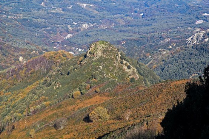 Escursioni. “Gente in Aspromonte” sul Picco del diavolo