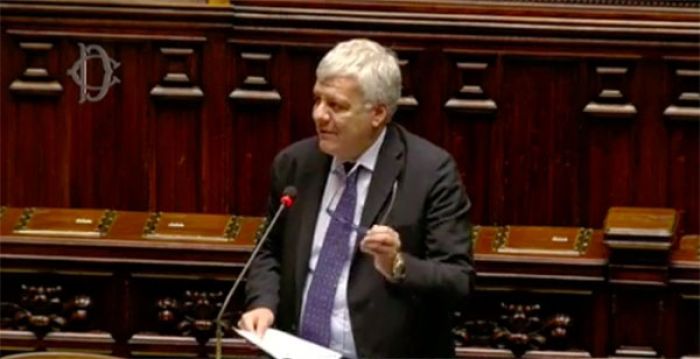 Ambiente. Interpellanza sul &quot;Piano lupo&quot;: Galletti risponde alla Camera